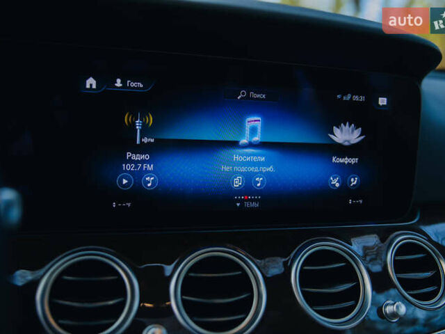 Синий Мерседес Е-Класс, объемом двигателя 3 л и пробегом 38 тыс. км за 49999 $, фото 71 на Automoto.ua