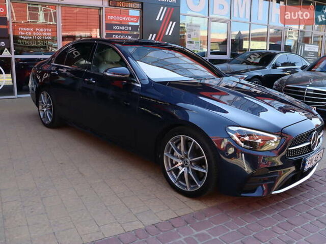 Синий Мерседес Е-Класс, объемом двигателя 2 л и пробегом 55 тыс. км за 47900 $, фото 7 на Automoto.ua