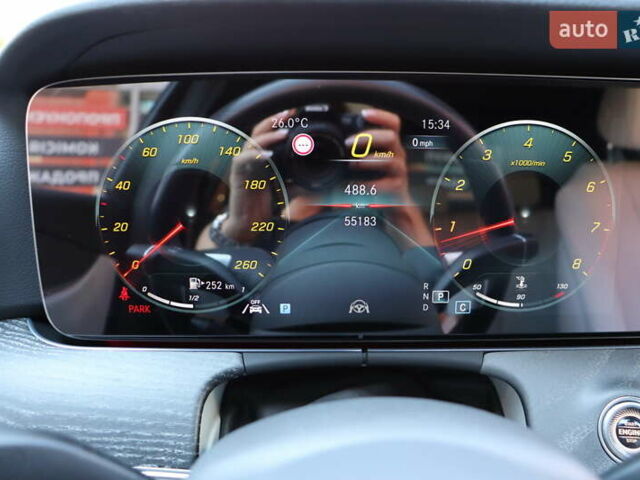 Синий Мерседес Е-Класс, объемом двигателя 2 л и пробегом 55 тыс. км за 47900 $, фото 20 на Automoto.ua