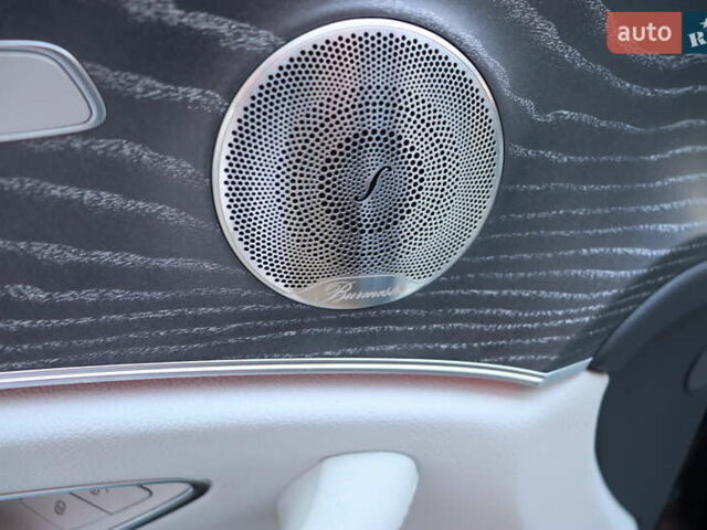 Синий Мерседес Е-Класс, объемом двигателя 2 л и пробегом 55 тыс. км за 47900 $, фото 15 на Automoto.ua