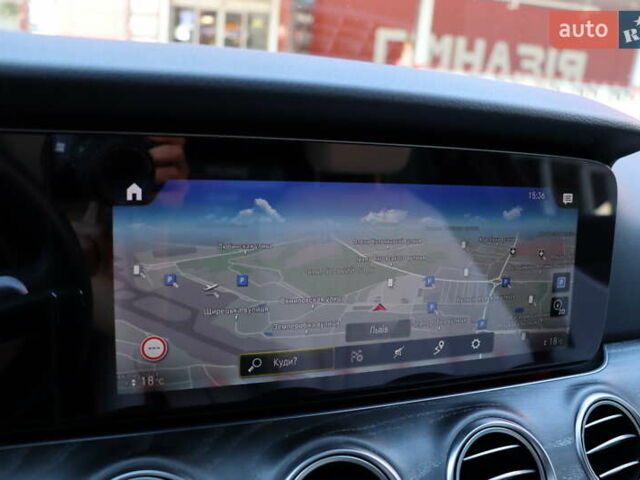 Синий Мерседес Е-Класс, объемом двигателя 2 л и пробегом 55 тыс. км за 47900 $, фото 31 на Automoto.ua