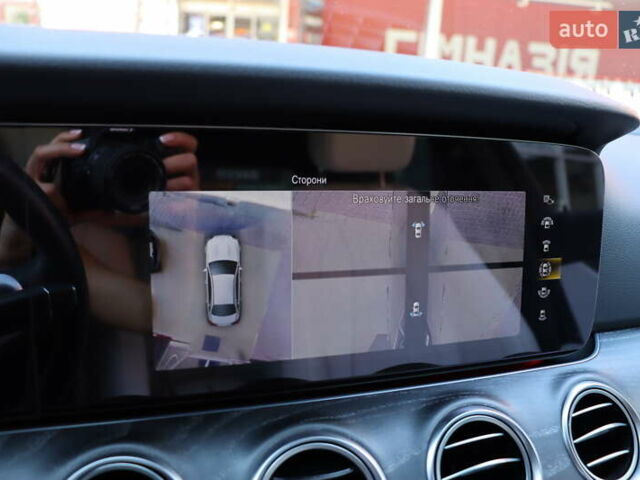 Синий Мерседес Е-Класс, объемом двигателя 2 л и пробегом 55 тыс. км за 47900 $, фото 34 на Automoto.ua