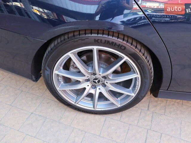 Синий Мерседес Е-Класс, объемом двигателя 2 л и пробегом 55 тыс. км за 47900 $, фото 4 на Automoto.ua