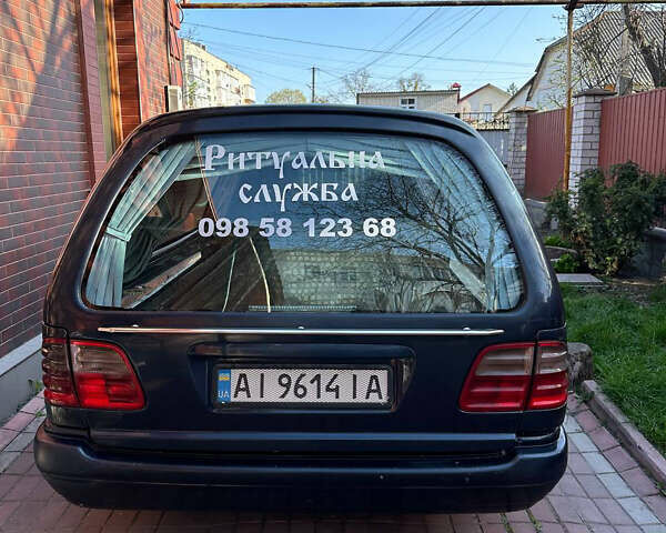 Синий Мерседес Е-Класс, объемом двигателя 2.7 л и пробегом 250 тыс. км за 10700 $, фото 1 на Automoto.ua