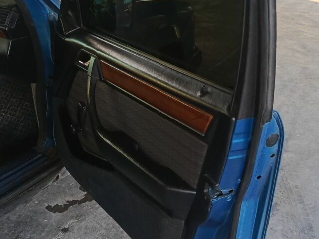 Синій Мерседес Е-Клас, об'ємом двигуна 0 л та пробігом 549 тис. км за 1650 $, фото 11 на Automoto.ua