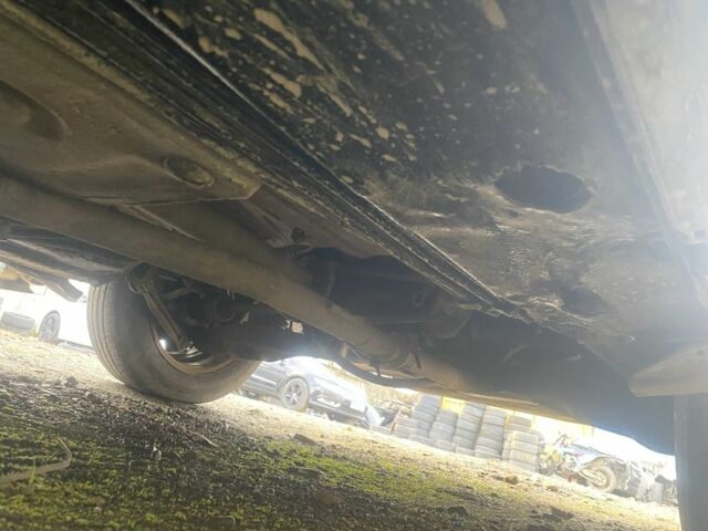 Синий Мерседес Е-Класс, объемом двигателя 2.3 л и пробегом 200 тыс. км за 1500 $, фото 11 на Automoto.ua