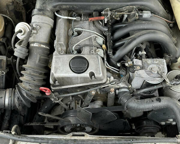 Мерседес Е-Класс 1996 в Бориславе на Automoto.ua Синий Мерседес Е-Класс, объемом двигателя 2.5 л и пробегом 475 тыс. км за 1400 $, фото 7 на Automoto.ua