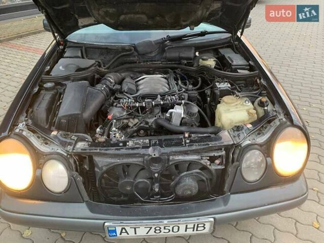 Синий Мерседес Е-Класс, объемом двигателя 2.4 л и пробегом 415 тыс. км за 2300 $, фото 26 на Automoto.ua