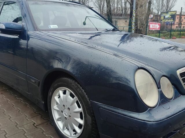 Синій Мерседес Е-Клас, об'ємом двигуна 2.7 л та пробігом 542 тис. км за 4500 $, фото 2 на Automoto.ua