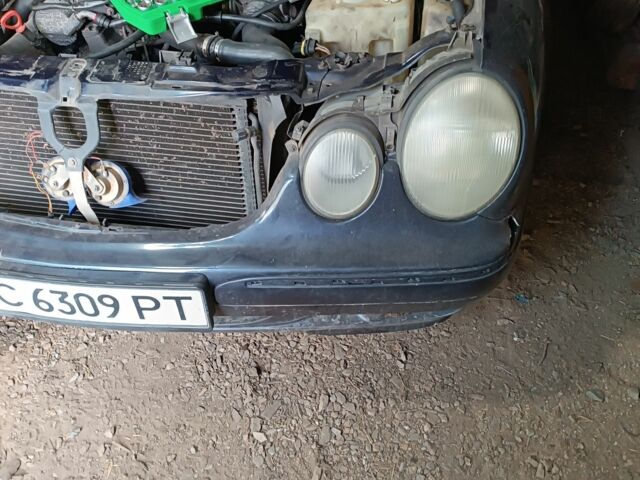 Синій Мерседес Е-Клас, об'ємом двигуна 2.7 л та пробігом 760 тис. км за 2300 $, фото 3 на Automoto.ua