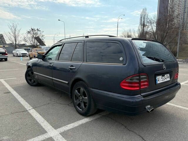 Синий Мерседес Е-Класс, объемом двигателя 2.4 л и пробегом 600 тыс. км за 2800 $, фото 3 на Automoto.ua