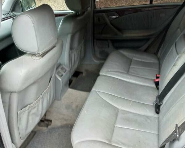 Синій Мерседес Е-Клас, об'ємом двигуна 2.7 л та пробігом 390 тис. км за 2300 $, фото 12 на Automoto.ua