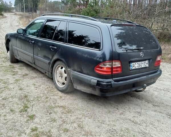 Синій Мерседес Е-Клас, об'ємом двигуна 2.7 л та пробігом 390 тис. км за 2300 $, фото 10 на Automoto.ua