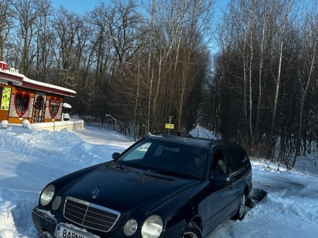 Синій Мерседес Е-Клас, об'ємом двигуна 3.2 л та пробігом 400 тис. км за 5700 $, фото 1 на Automoto.ua