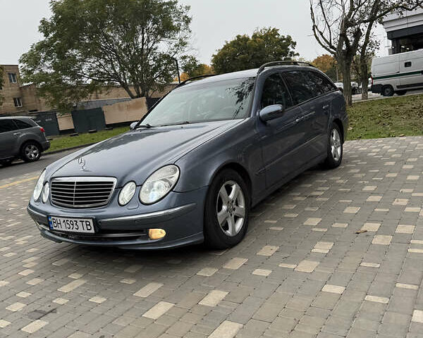 Синий Мерседес Е-Класс, объемом двигателя 2.69 л и пробегом 300 тыс. км за 5899 $, фото 1 на Automoto.ua