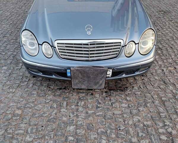 Синий Мерседес Е-Класс, объемом двигателя 3.2 л и пробегом 368 тыс. км за 6700 $, фото 30 на Automoto.ua