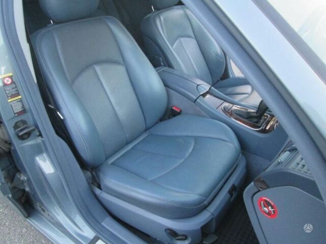 Синій Мерседес Е-Клас, об'ємом двигуна 3.2 л та пробігом 319 тис. км за 6300 $, фото 7 на Automoto.ua