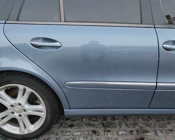 Синий Мерседес Е-Класс, объемом двигателя 3.2 л и пробегом 368 тыс. км за 6700 $, фото 14 на Automoto.ua