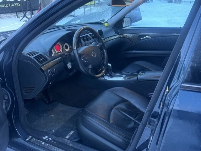 Синій Мерседес Е-Клас, об'ємом двигуна 0 л та пробігом 327 тис. км за 2850 $, фото 14 на Automoto.ua