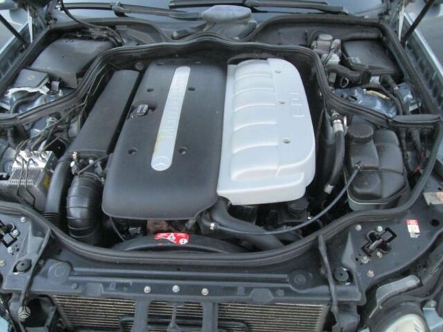 Синий Мерседес Е-Класс, объемом двигателя 3.2 л и пробегом 319 тыс. км за 6000 $, фото 11 на Automoto.ua