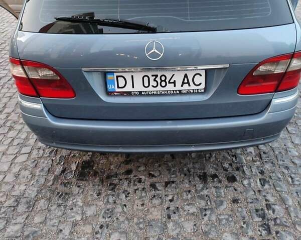 Синий Мерседес Е-Класс, объемом двигателя 3.2 л и пробегом 368 тыс. км за 6700 $, фото 1 на Automoto.ua