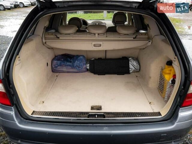 Синий Мерседес Е-Класс, объемом двигателя 3.2 л и пробегом 320 тыс. км за 6700 $, фото 14 на Automoto.ua