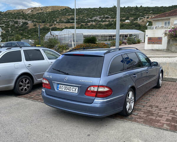 Мерседес Е-Класс 2003 в Мукачеве на Automoto.ua Синий Мерседес Е-Класс, объемом двигателя 1.8 л и пробегом 308 тыс. км за 6200 $, фото 1 на Automoto.ua