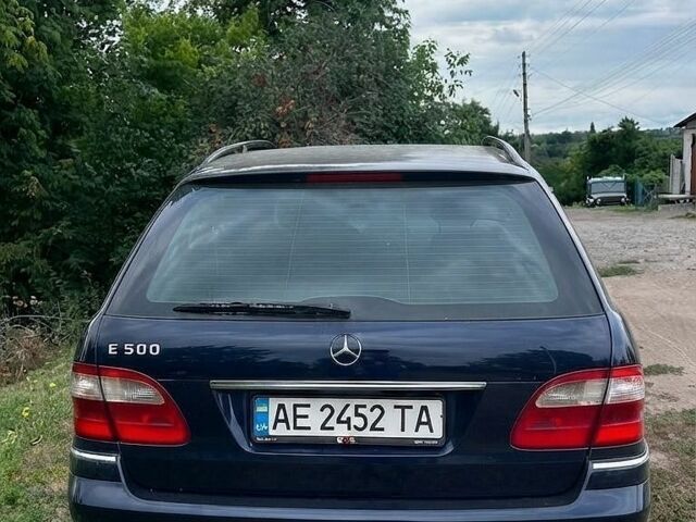 Синій Мерседес Е-Клас, об'ємом двигуна 5 л та пробігом 340 тис. км за 6000 $, фото 1 на Automoto.ua