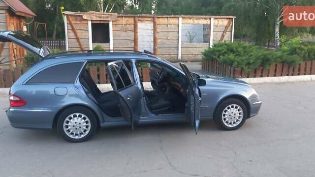 Синий Мерседес Е-Класс, объемом двигателя 2.15 л и пробегом 420 тыс. км за 7000 $, фото 8 на Automoto.ua