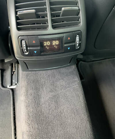 Синий Мерседес Е-Класс, объемом двигателя 2.2 л и пробегом 348 тыс. км за 7300 $, фото 4 на Automoto.ua