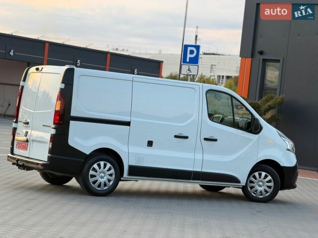 Синій Мерседес Е-Клас, об'ємом двигуна 3.2 л та пробігом 191 тис. км за 8500 $, фото 38 на Automoto.ua