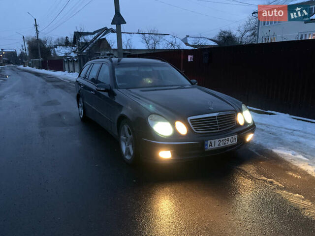 Синий Мерседес Е-Класс, объемом двигателя 3.2 л и пробегом 266 тыс. км за 7550 $, фото 7 на Automoto.ua