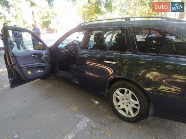 Синій Мерседес Е-Клас, об'ємом двигуна 2.1 л та пробігом 405 тис. км за 6300 $, фото 32 на Automoto.ua