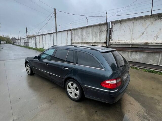 Синій Мерседес Е-Клас, об'ємом двигуна 3.2 л та пробігом 3 тис. км за 2500 $, фото 3 на Automoto.ua