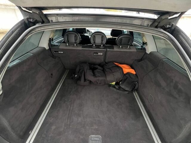 Синій Мерседес Е-Клас, об'ємом двигуна 3.2 л та пробігом 3 тис. км за 2500 $, фото 11 на Automoto.ua