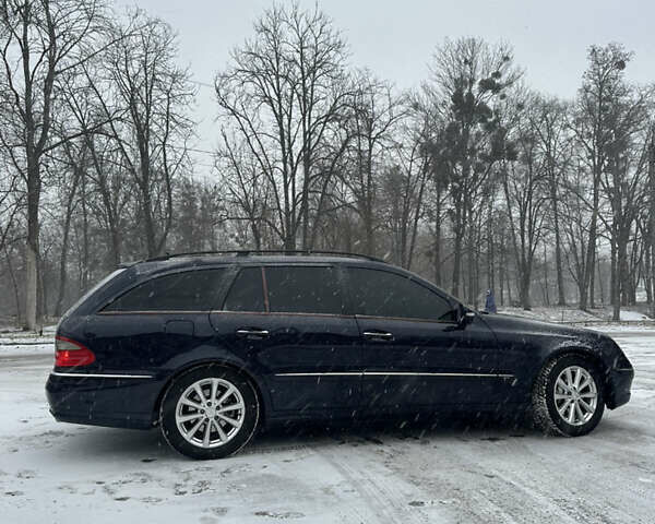 Синий Мерседес Е-Класс, объемом двигателя 3 л и пробегом 370 тыс. км за 7150 $, фото 9 на Automoto.ua
