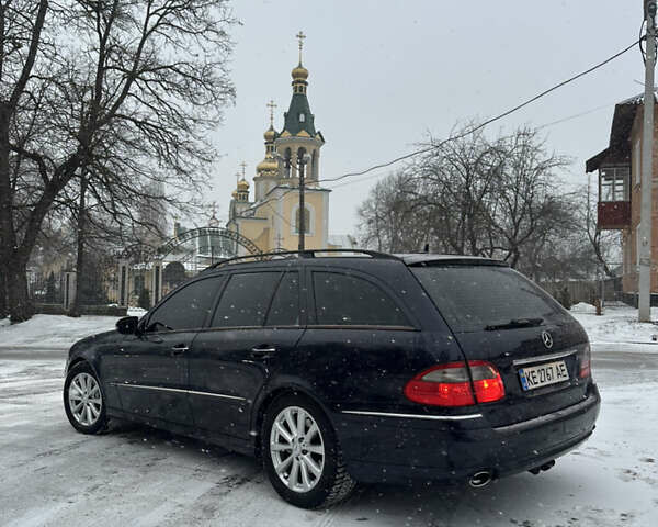 Синий Мерседес Е-Класс, объемом двигателя 3 л и пробегом 370 тыс. км за 7150 $, фото 5 на Automoto.ua