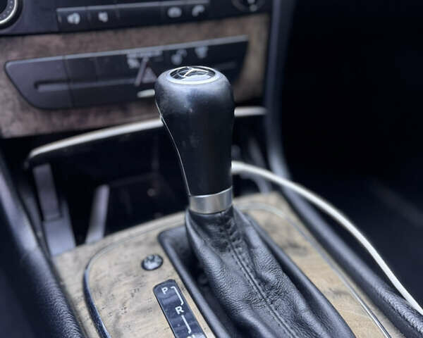 Синій Мерседес Е-Клас, об'ємом двигуна 3 л та пробігом 365 тис. км за 7750 $, фото 17 на Automoto.ua