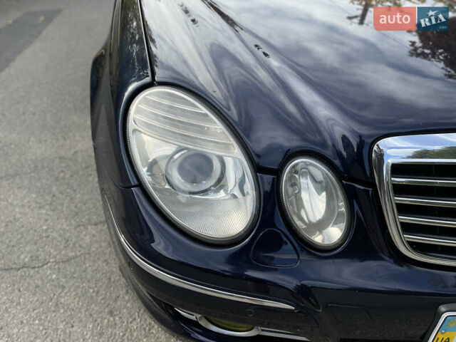 Синий Мерседес Е-Класс, объемом двигателя 3 л и пробегом 306 тыс. км за 8600 $, фото 13 на Automoto.ua