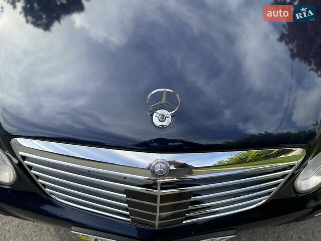 Синий Мерседес Е-Класс, объемом двигателя 3 л и пробегом 306 тыс. км за 8600 $, фото 17 на Automoto.ua