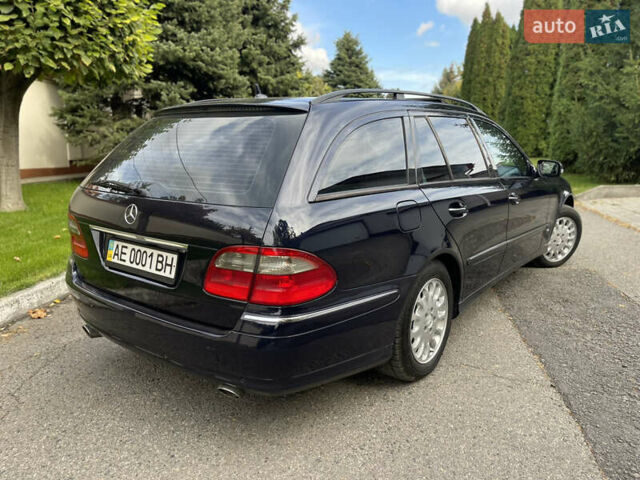 Синий Мерседес Е-Класс, объемом двигателя 3 л и пробегом 306 тыс. км за 8600 $, фото 3 на Automoto.ua