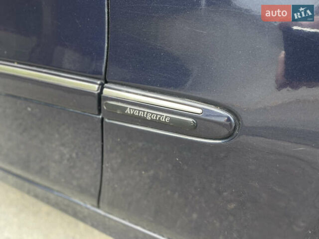 Синий Мерседес Е-Класс, объемом двигателя 3 л и пробегом 306 тыс. км за 8600 $, фото 31 на Automoto.ua