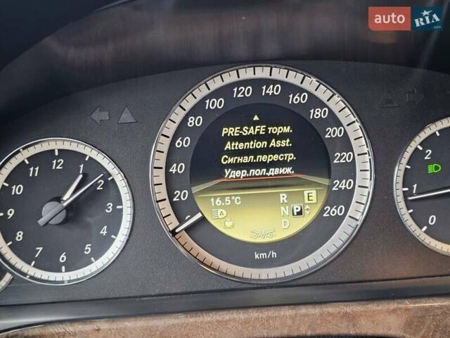 Мерседес Е-Клас 2012 у Львові на Automoto.ua Синій Мерседес Е-Клас, об'ємом двигуна 2.2 л та пробігом 350 тис. км за 14999 $, фото 36 на Automoto.ua
