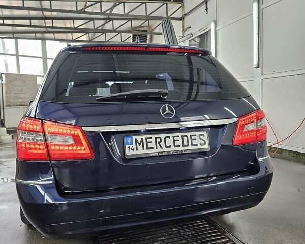 Мерседес Е-Клас 2012 у Львові на Automoto.ua Синій Мерседес Е-Клас, об'ємом двигуна 2.2 л та пробігом 350 тис. км за 14999 $, фото 6 на Automoto.ua