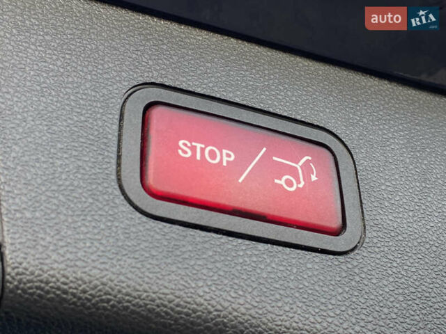 Синий Мерседес Е-Класс, объемом двигателя 2.1 л и пробегом 245 тыс. км за 18500 $, фото 31 на Automoto.ua