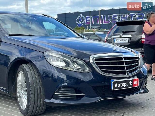 Синий Мерседес Е-Класс, объемом двигателя 2.2 л и пробегом 323 тыс. км за 16450 $, фото 4 на Automoto.ua