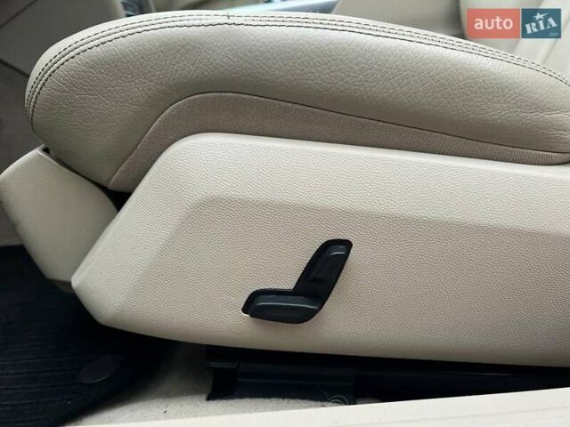 Синий Мерседес Е-Класс, объемом двигателя 2.14 л и пробегом 197 тыс. км за 16990 $, фото 12 на Automoto.ua