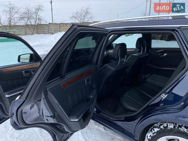 Синій Мерседес Е-Клас, об'ємом двигуна 2.14 л та пробігом 333 тис. км за 15500 $, фото 17 на Automoto.ua