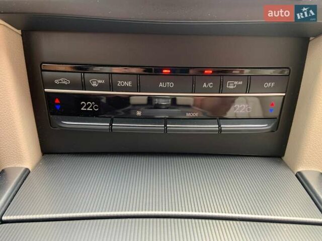 Синий Мерседес Е-Класс, объемом двигателя 2.14 л и пробегом 197 тыс. км за 17990 $, фото 26 на Automoto.ua