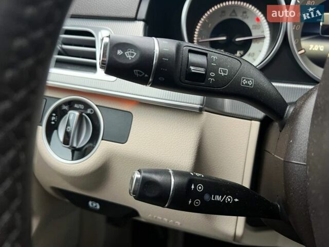 Синій Мерседес Е-Клас, об'ємом двигуна 2.14 л та пробігом 197 тис. км за 15490 $, фото 14 на Automoto.ua